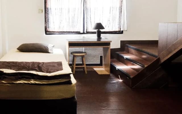 Suk11 Hostel - photo 2