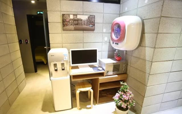 24 Guesthouse Garosu-gil (Gangnam) - photo 2