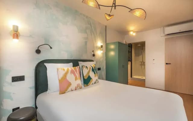 West Paris Suite - photo 4