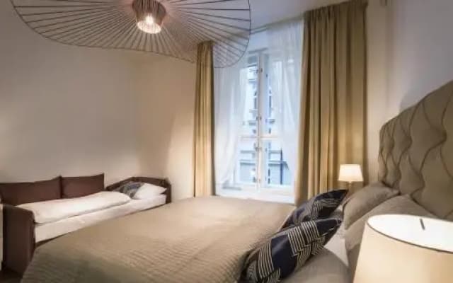 Luxury Modern Designed Oldtown Apartment - photo 3