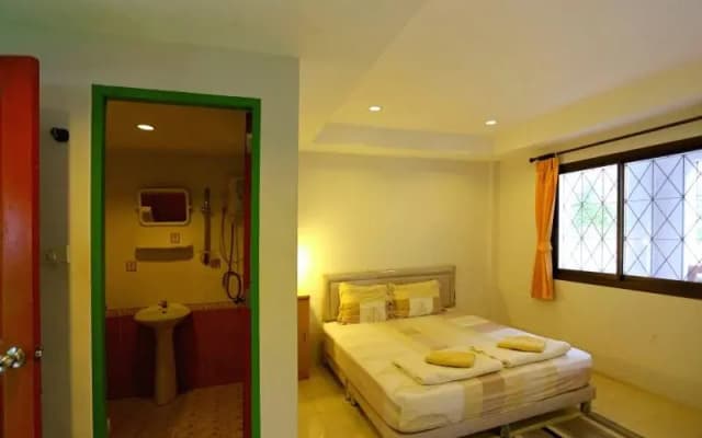 Amadeus Hotel - photo 3