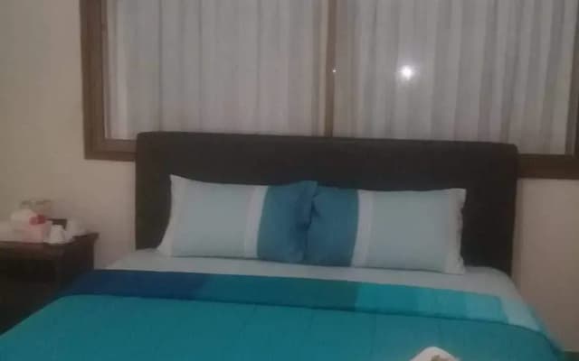 Maenam Lodge - photo 2