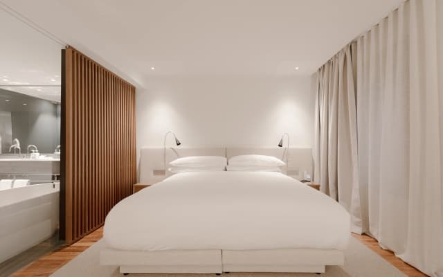 Boho Budapest, Small Luxury Hotels - photo 3