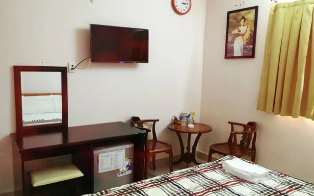 Van Khang Hotel - photo 4