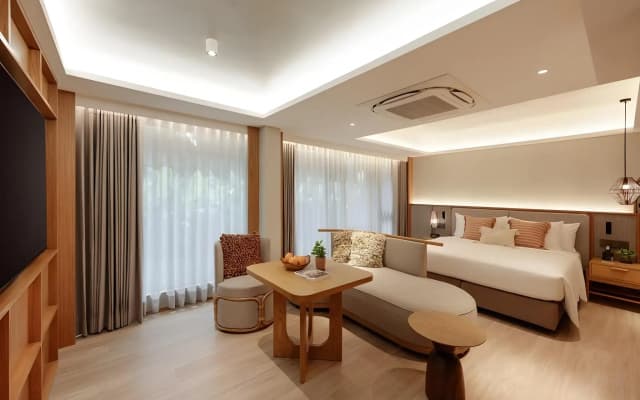Ad Lib Hotel Bangkok - photo 3