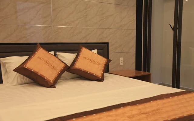 Sunshine Hotel - photo 5