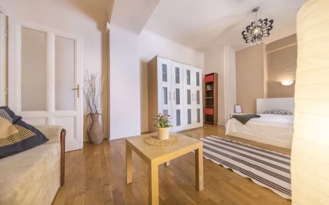 Zumin Apartment - photo 4