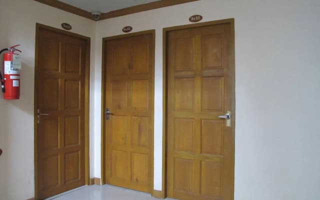 Rouge Service Apartments - photo 2