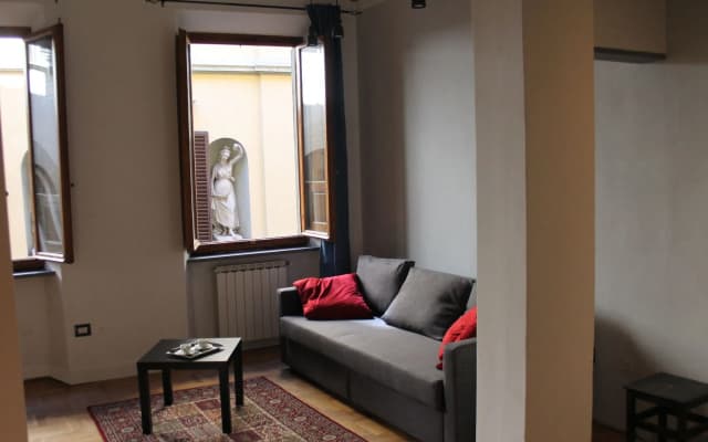 Duomo Classic Apartment - photo 2