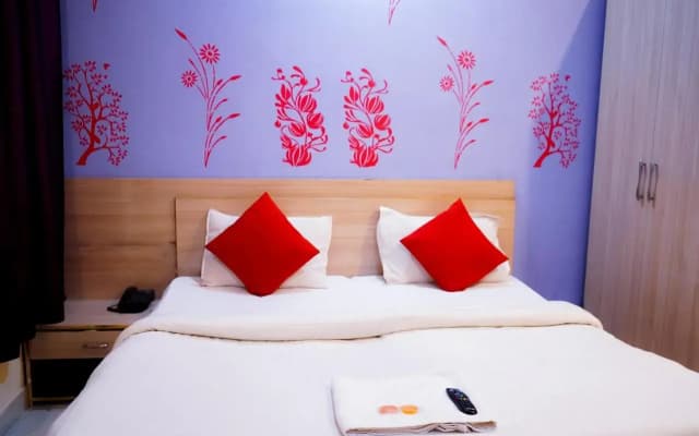 Hotel Rose Residency - Near Sector 9 Metro Station by Roomshala 002 - photo 3