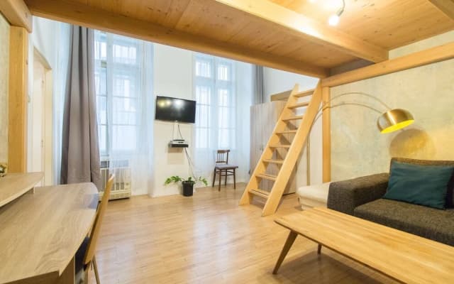 Cosy Apartment for 4 next to the Main Train Station by easyBNB - photo 5