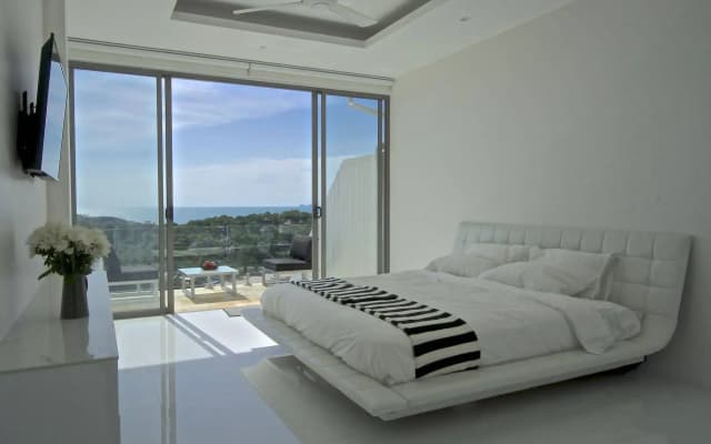 RED SKY beach view villa - photo 3