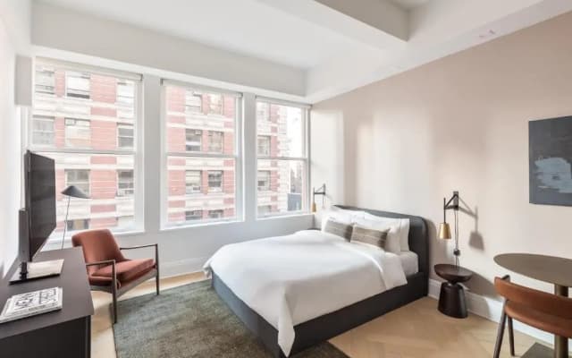 Flatiron Hotel - photo 5