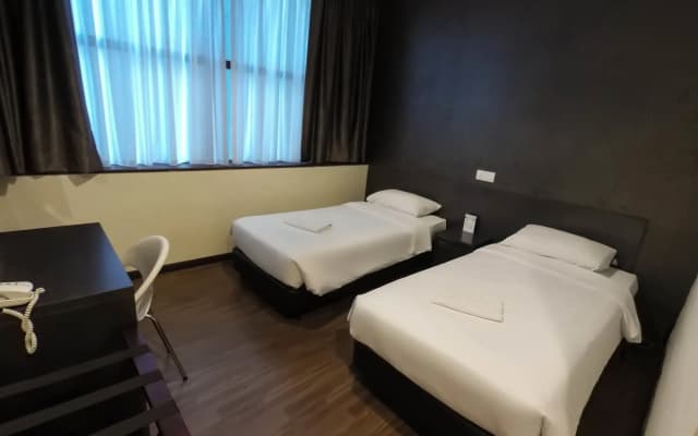 Erica Hotel - photo 3