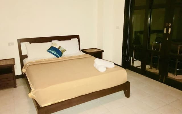 3 Bedroom Villa Beach Front Resort TG21 - photo 2
