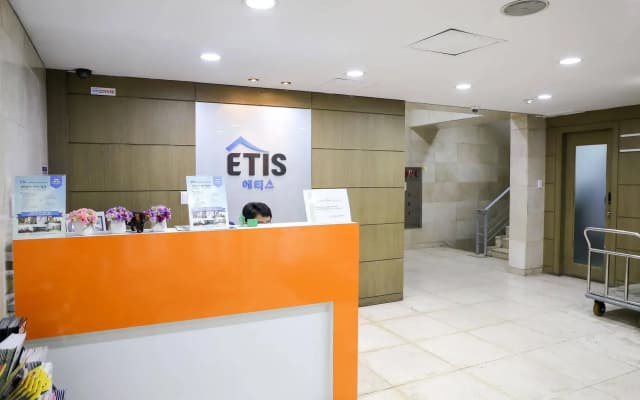Etis Serviced Residence - photo 2