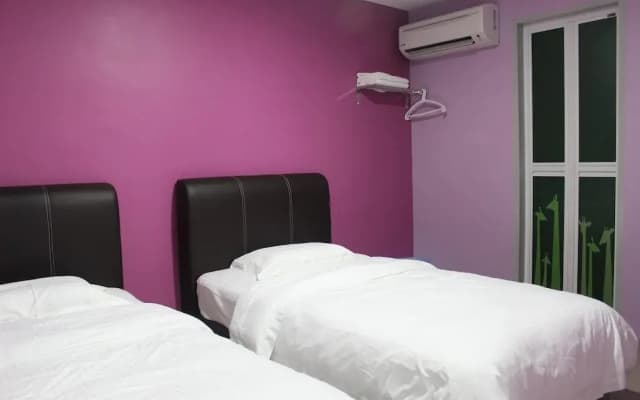 Inn Hotel - photo 4
