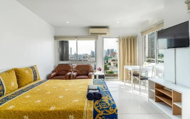 Right Place Sathorn - photo 4
