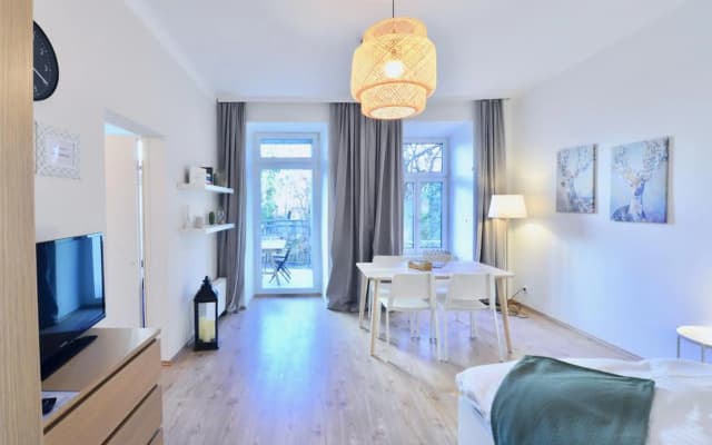 Perfect for Families and Mid-Term-Stays - photo 2