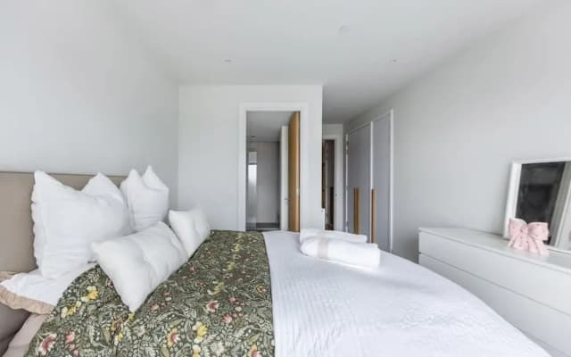 Central 3BR by Edinburgh Castle - photo 4