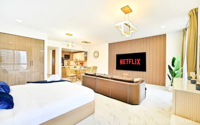 LUX  The Murjan Sea View Suite - photo 5