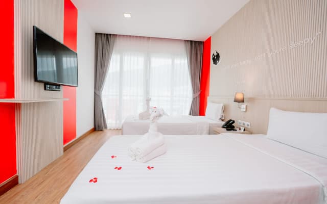 Sleep With Me Hotel design hotel @ patong - photo 3