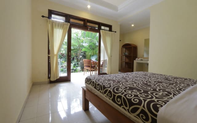 Frangipani Bungalow - photo 3