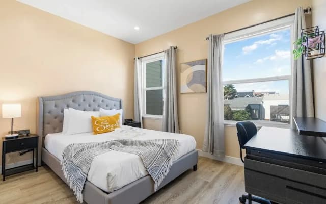 2BR 2BA in Excelsior District w Parking - photo 3