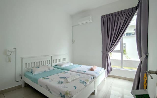 Homey Desaru Villa 22pax Max- BBQ & Netflix - Near WaterPark - photo 2