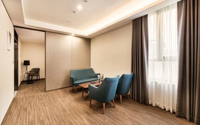 WD Hotel - photo 4