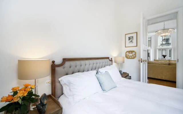 Luxurious 1BR Period Property in Kensington - photo 4