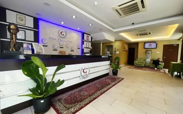 Green Town Hotel Classic - photo 2