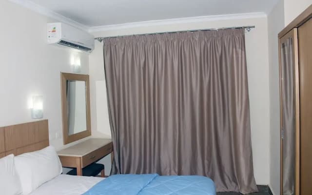 Hotel Royal City Center - photo 5