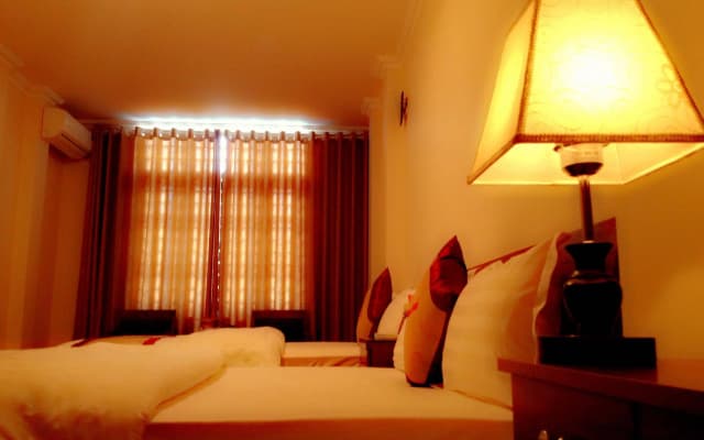 Avalon Hotel - photo 4