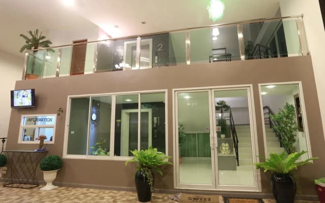 S50 Sukhumvit Hotel - photo 5
