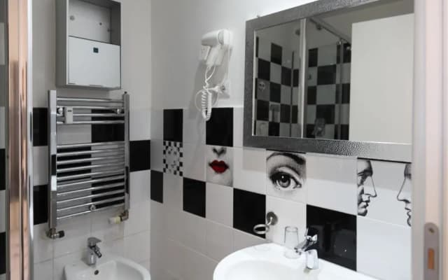 Vatican Catone Apartments - photo 4