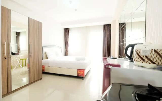Studio Signature Park Grande Apartment Near MT Haryono dan Kuningan - photo 5