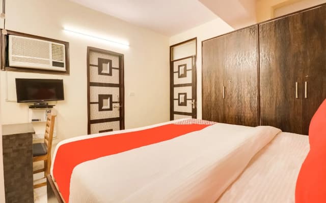 Rohini Inn by OYO Rooms - photo 5
