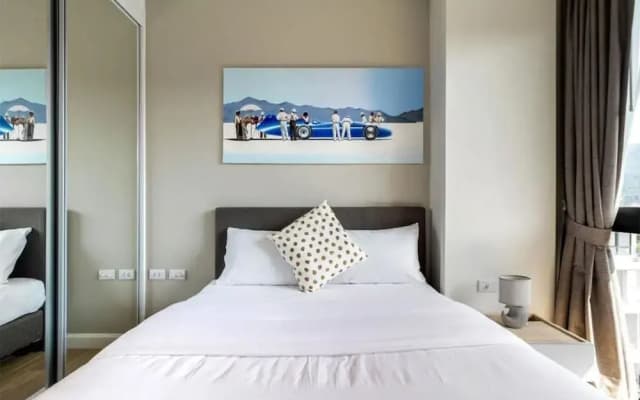 Diamond Condominium By Alexanders - photo 3