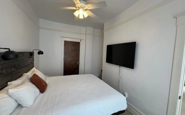 The Andrews Hotel - photo 3