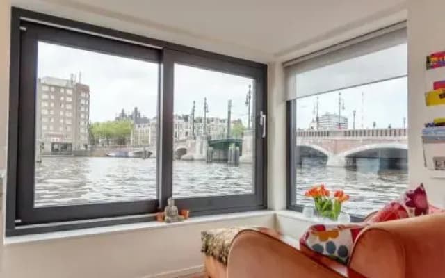 Houseboat Ark van Amstel - photo 3