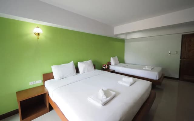 Phuhi Hotel - photo 4