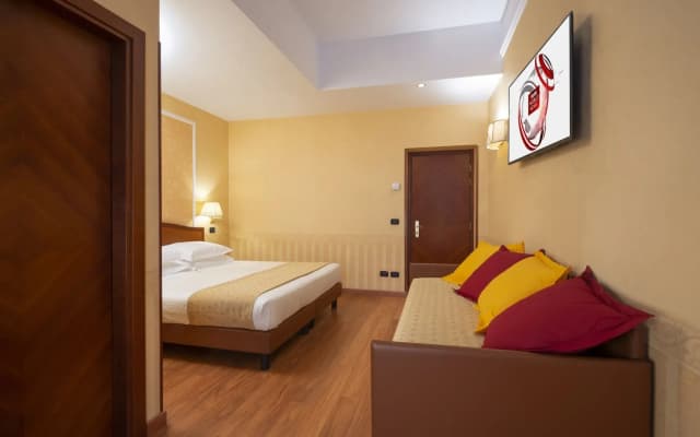 Lancaster Hotel - photo 4