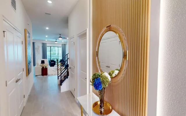 Bernie Pool Home 8 BED - photo 2