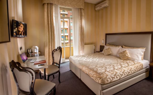Vaticano Julia Luxury Rooms - photo 4