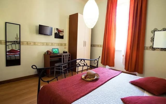 La Dolce Vita Guesthouse - photo 5