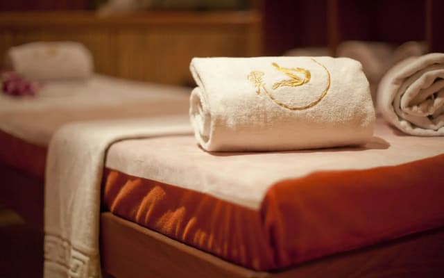 Broadway Hotel - photo 5