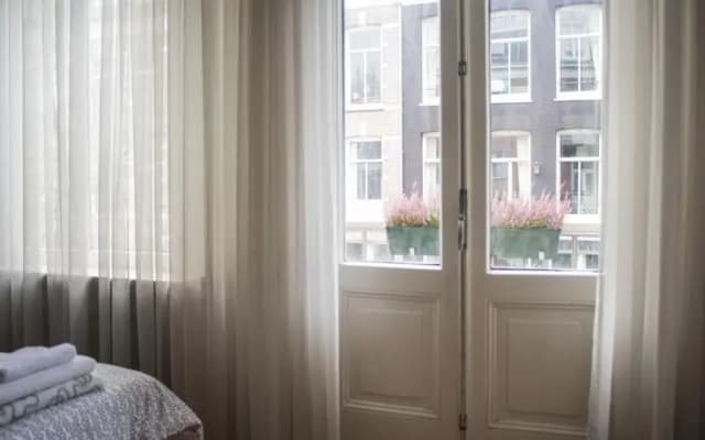 Studio Vondelpark Adjacent Eerste Helmersstraat - photo 5