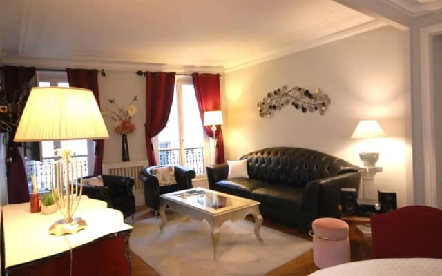 Two-Bedroom Apartment Champs-Elysées - photo 4