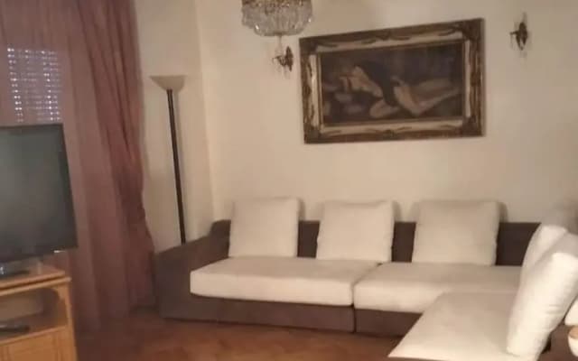 Captivating 1-bed Apartment in Athens - photo 4